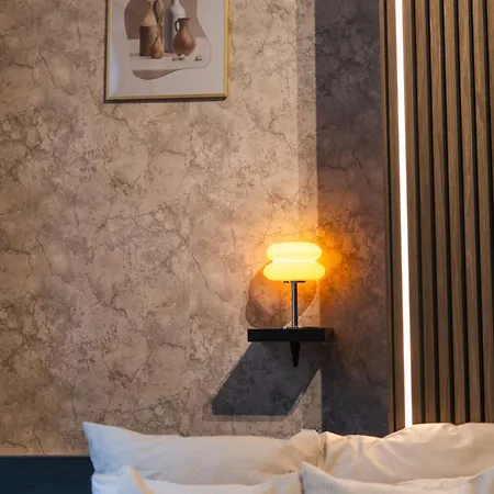 Lovely Private In 5br Shared In The Heart Of For Groups *