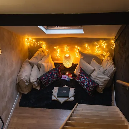 Lovely Private In 5br Shared In The Heart Of For Groups 公寓 *