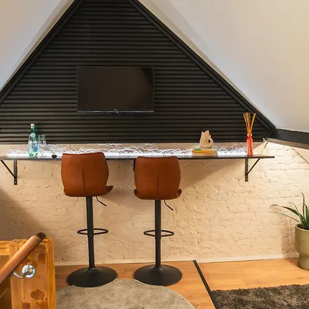 Lovely Private In 5br Shared In The Heart Of For Groups 公寓 *